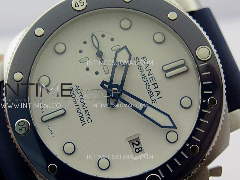 PAM1696 44mm Submersible VSF 1:1 Best Edition White Dial On Blue Rubber Strap P.900 Super Clone